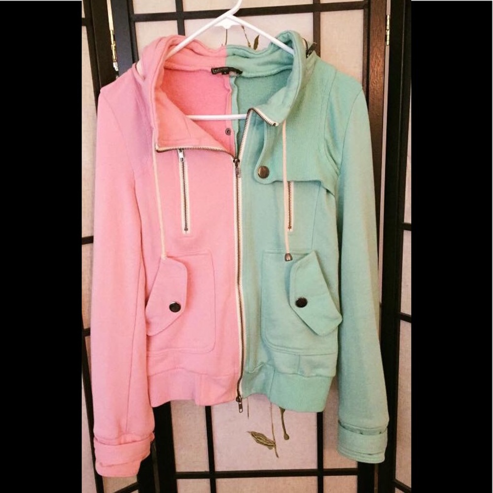 Modcloth Leipzig Hoodie Pink/Mint color preowned